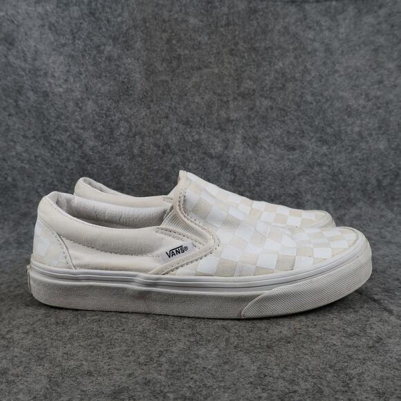 Vans Shoes Womens 7 Classic Slip On Sneakers Checkered Casual Skate Trainers - Picture 1 of 11